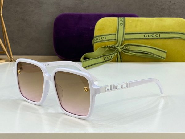 Gucci Square Frame Sunglasses