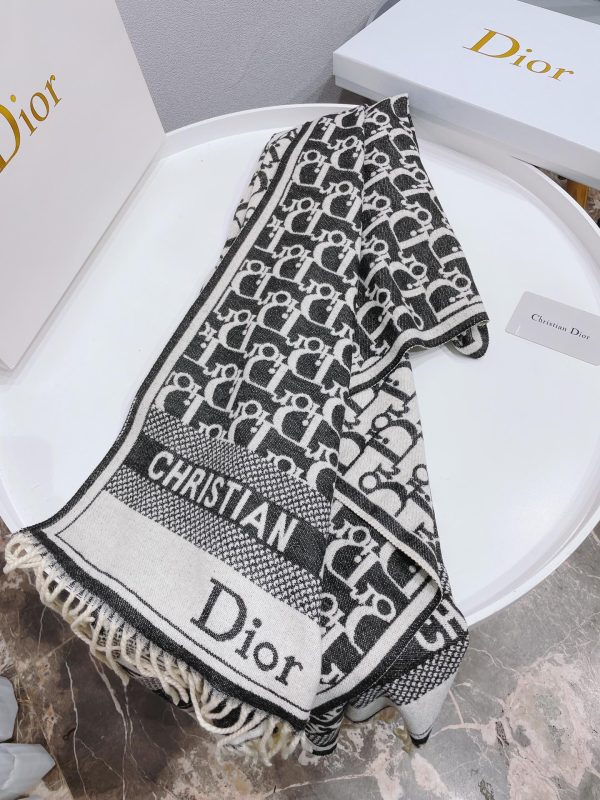 Luxury Edition Dior Scarf 004