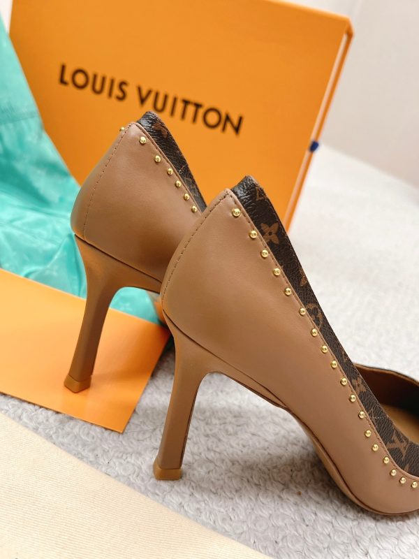 Designer LV High Heel Shoes 042