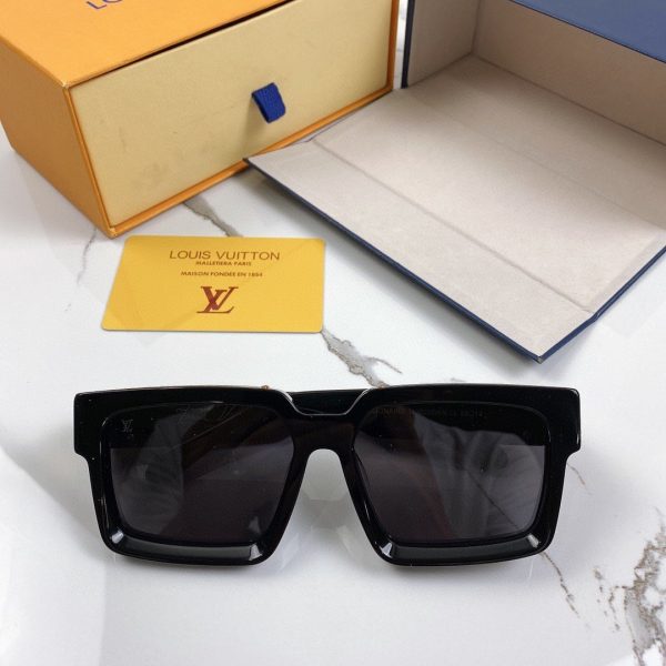 Louis Vuitton Link Cat Eye Sunglasses