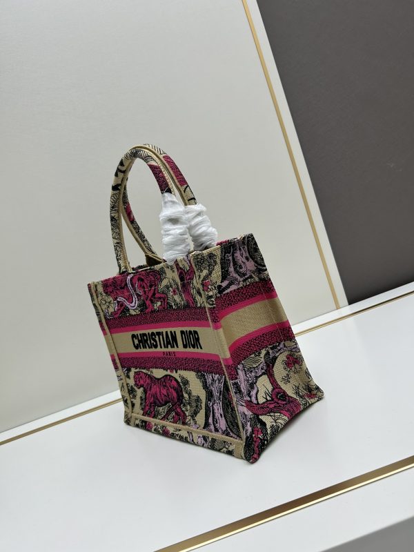 Medium Dioriviera Dior Book Tote