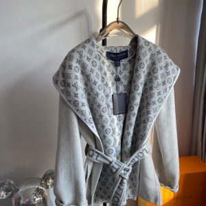 Women LV Wrap Coat 018