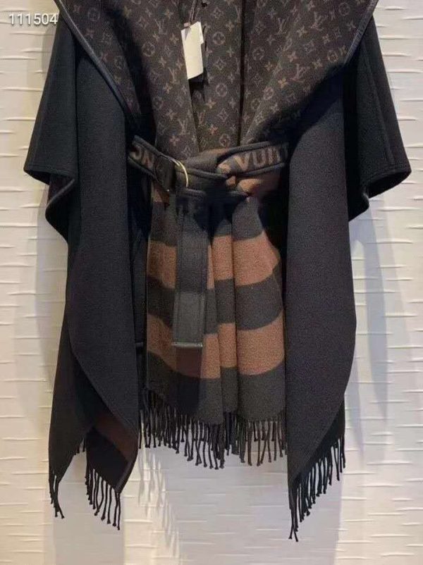 Women LV Wrap Coat 007