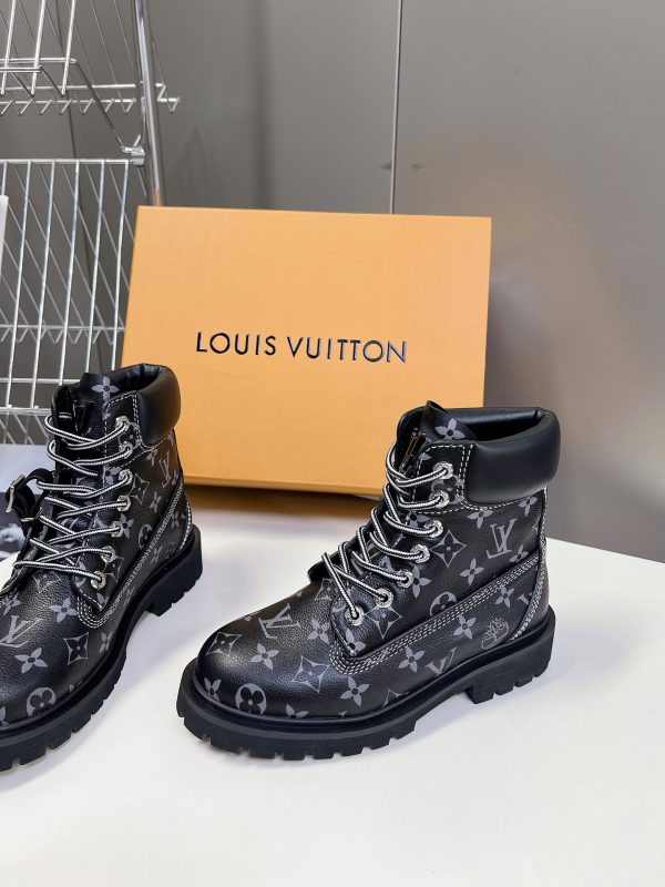 LV WOMEN’S BOOTS