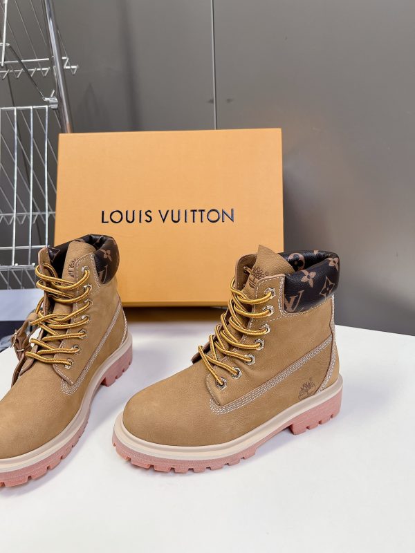 LV WOMEN’S BOOTS