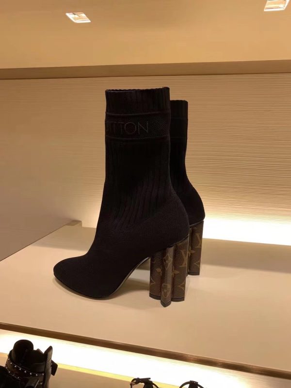 LV WOMEN’S BOOTS