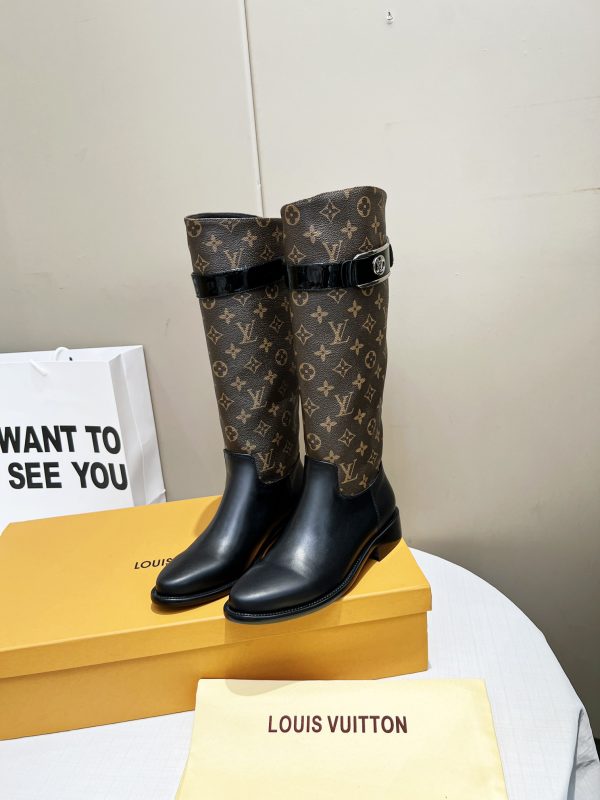 LV WOMEN’S BOOTS