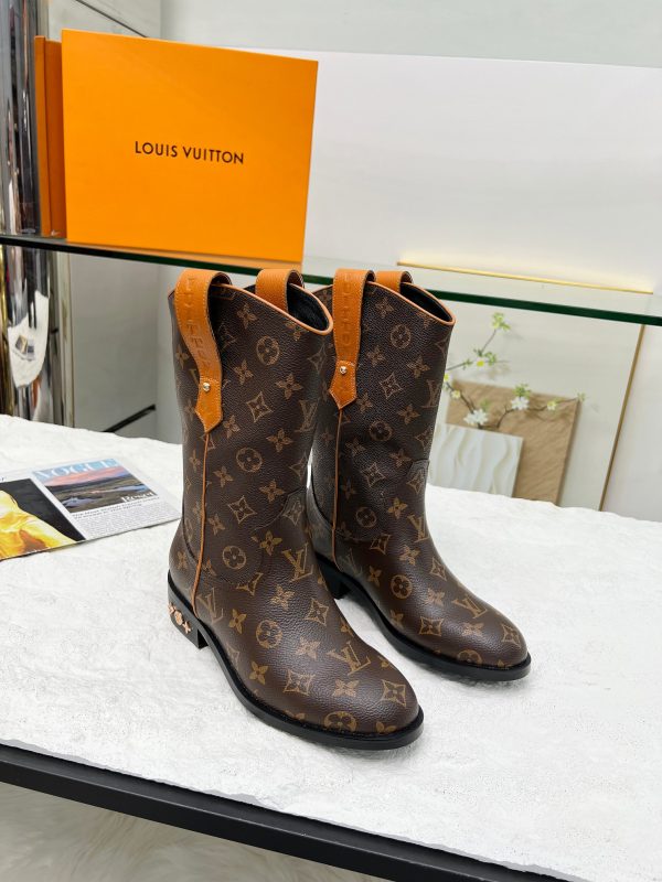 LV WOMEN’S BOOTS